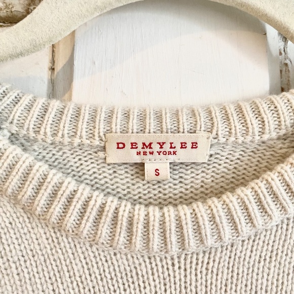 DEMYLEE Skyler Super Soft Cashmere Sweater - S - Picture 4 of 5